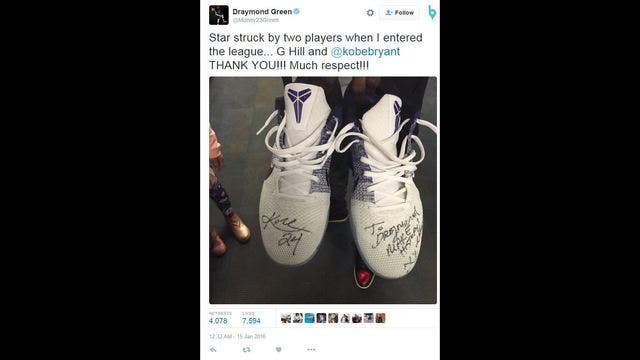 Kobe Bryant gives Draymond Green autographed shoes