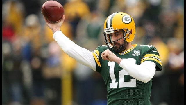 Aaron Rodgers makes hefty donation to Cal football