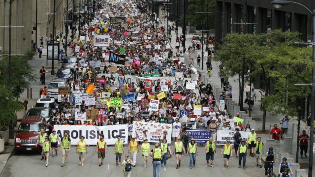 Thousands protest President Trump immigration policies in Chicago