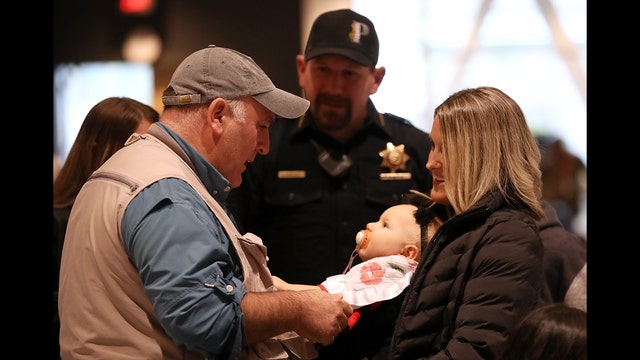 Relatives, strangers offer hot meals, comfort to fire evacuees