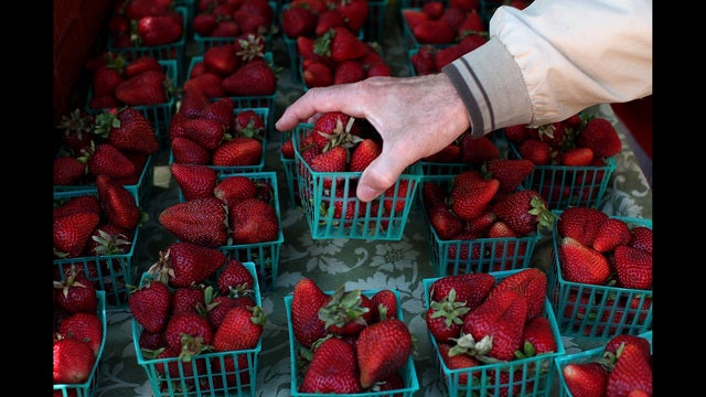Strawberries and spinach top 'Dirty Dozen' list of produce with most pesticide residue