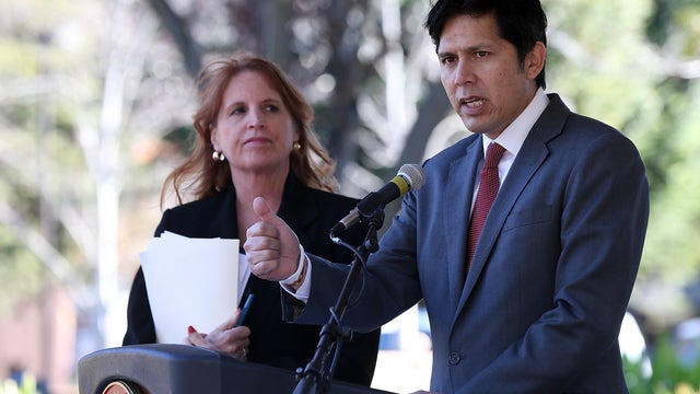 California Democratic Party snubs Feinstein, endorses rival