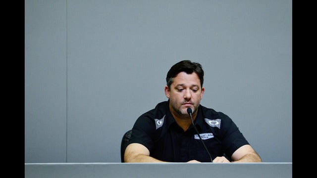 Tony Stewart, Ward family settle wrongful death lawsuit