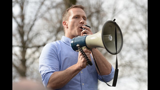 Missouri governor admits having affair but denies blackmail