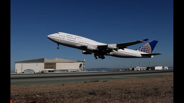 San Francisco woman loses wedding ring, United Airlines pilot returns it with a note