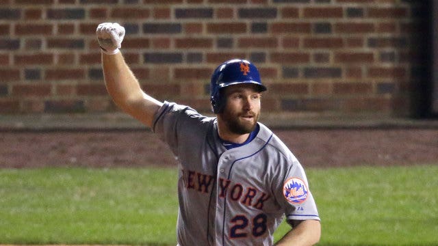 Murphy homers again, Mets sweep Cubs to reach World Series