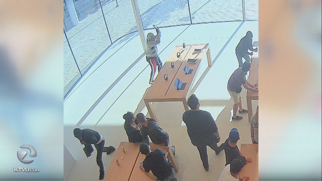 New Apple store in Walnut Creek robbed
