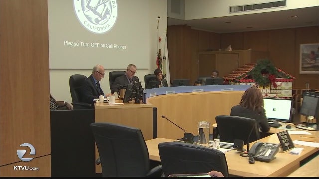 Oakland council, Alameda supervisors OK Raiders stadium deal