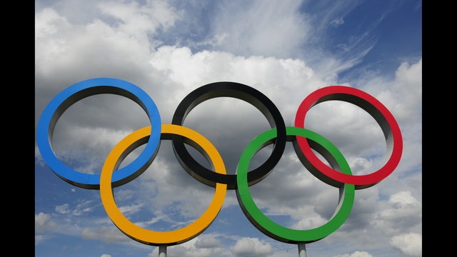 Karolyi's 'Final Five' US team wins gymnastics gold
