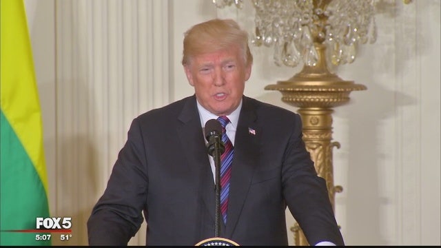 Trump vows to back law to protect marijuana industry
