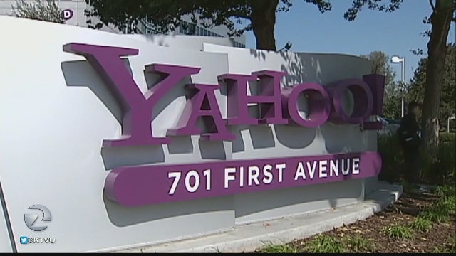 US charges Russian officials, hackers in mass Yahoo breach