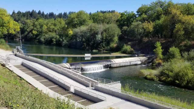 Sonoma County water agency inflating rubber dam early due to lack of rain