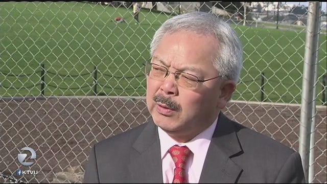 Protesters visit SF Mayor Lee's home; calls for police chief's resignation continue