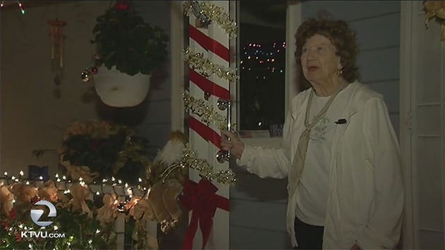 San Lorenzo neighborhood gives widow a holiday surprise