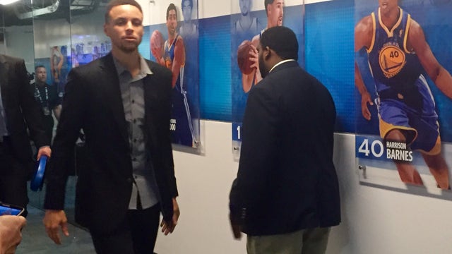 No Steph, no problem in Game 2 vs. Houston