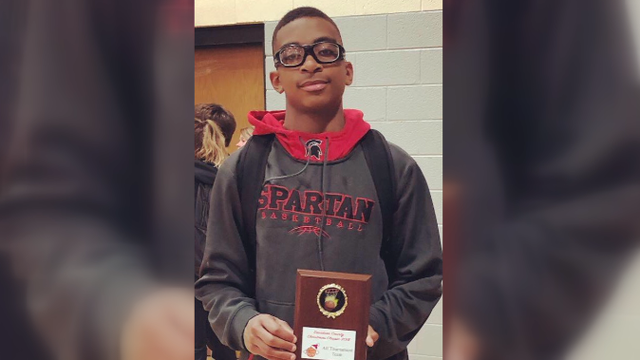 That Kid's Got Game: High school sophomore makes 50-foot buzzer beater