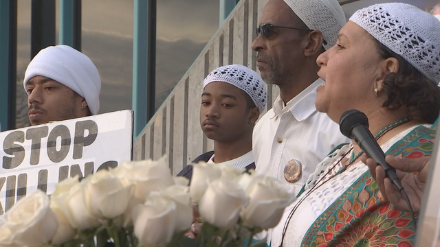 Crowd marches to commemorate Sahleem Tindle, shuts down W. Oakland BART for over an hour