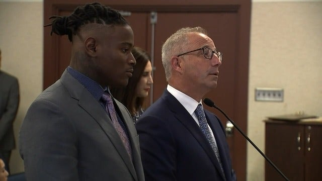 49ers' Reuben Foster pleads no contest to assault weapon charge after domestic violence dropped