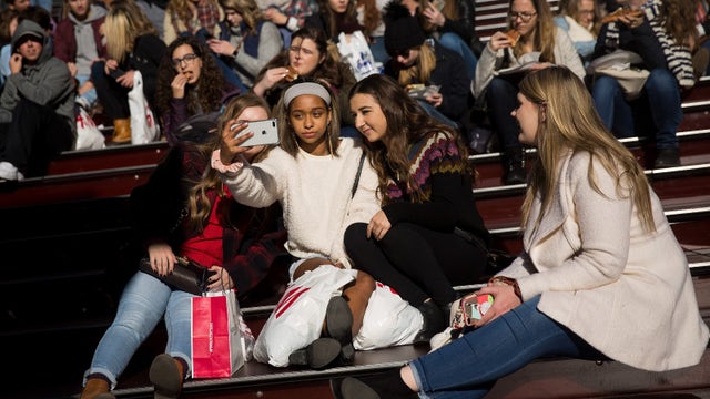 Most US teens get their news from social media and YouTube, poll reveals