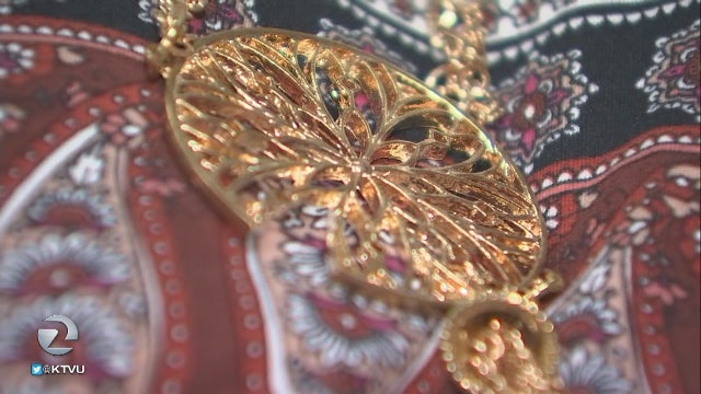Tests show toxin in chain stores' jewelry
