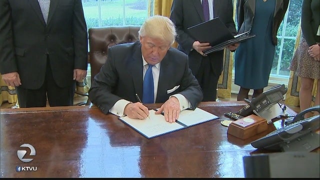 President Trump signs internet privacy rollback into law