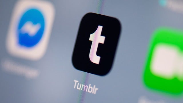 Verizon sells early social-media darling Tumblr