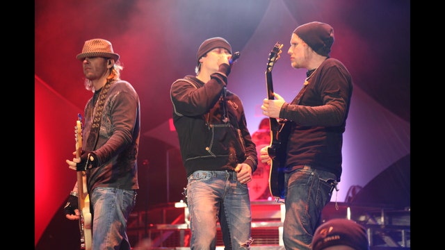 Founding guitarist of 3 Doors Down Matt Roberts dies