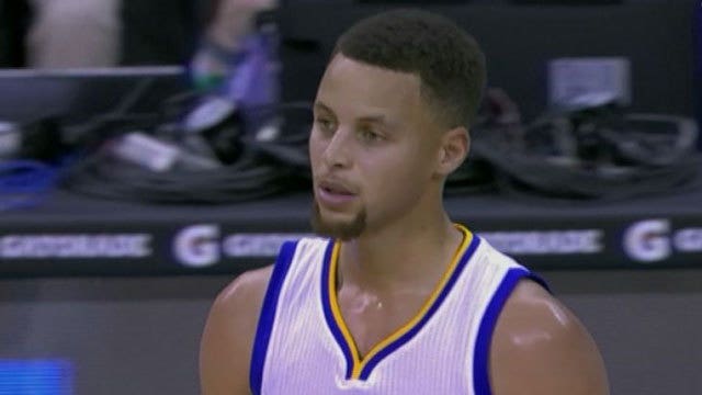 Curry scores 40, Warriors top Hornets 116-99 to go 20-0
