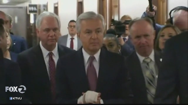 Wells Fargo CEO John Stumpf to resign, effective immediately