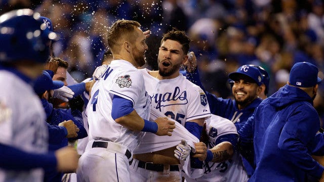 Royals top Mets 5-4 in grueling 14-inning Game 1