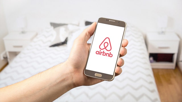 Airbnb says it will go public in 2020