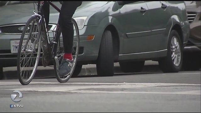 SF Mayor blocks bike yield law with veto threat