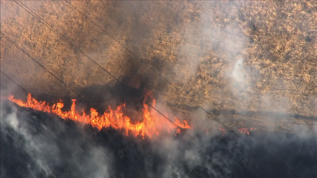 Santa Clara Co. Sweigert Fire 65 percent contained at 80 acres