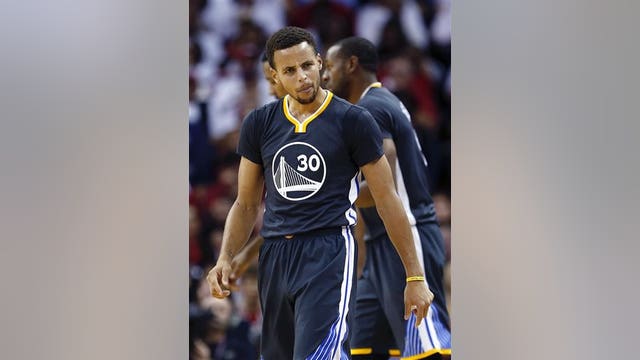 Curry's big 3rd quarter leads Warriors past Pelicans 134-120