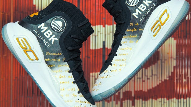 Stephen Curry promoting Obama's MBK Alliance with custom shoes on D.C. visit