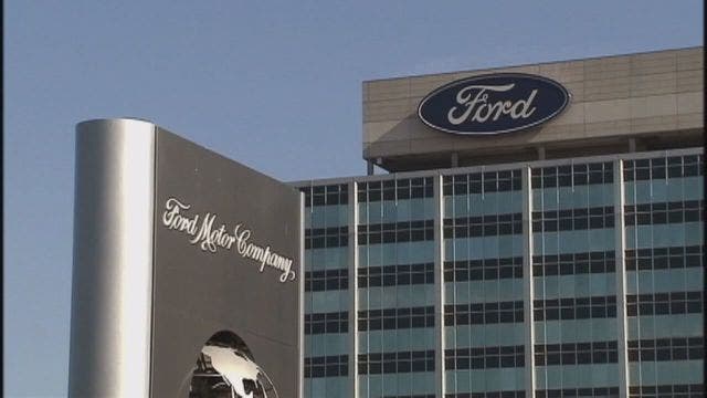 Ford cuts 1,400 jobs, 10 percent of white-collar work force