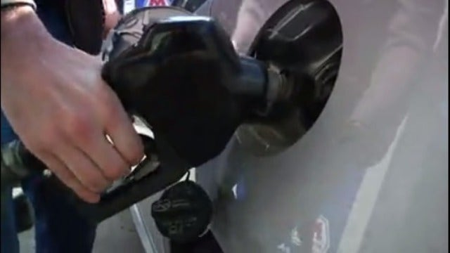 Bay Area gas prices are highest in the US, while rest of the nation sees sharp declines
