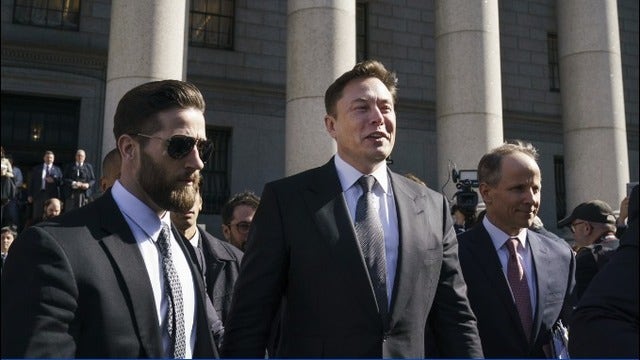 Judge gives Musk, regulators 2 weeks to settle dispute over tweets
