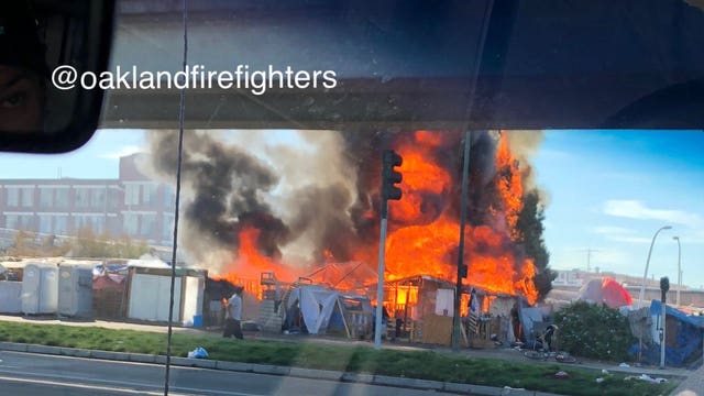 Fire at Oakland homeless camp destroys 15 to 20 dwellings
