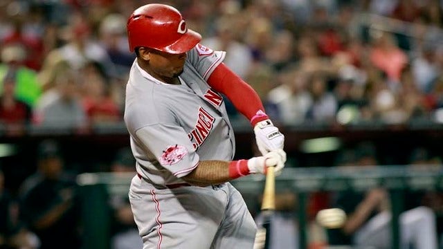 Giants pick up Marlon Byrd in trade with Reds