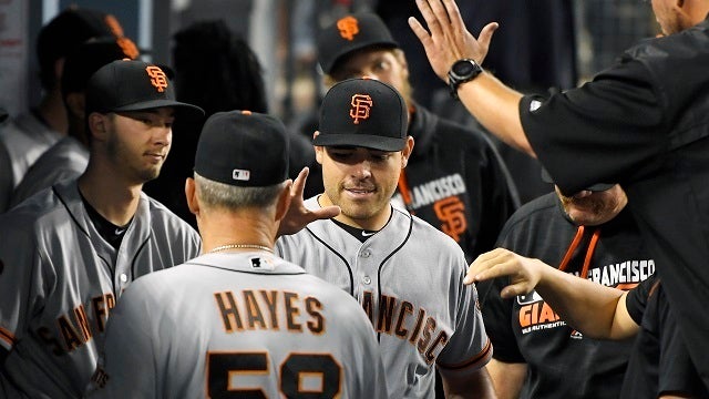 Moore loses no-hitter with 2 outs in 9th, Giants top Dodgers
