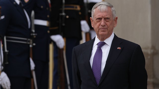 Mattis freezes Trump ban on transgender troops pending review