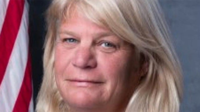 Florida politician resigns following accusations she licked men's faces