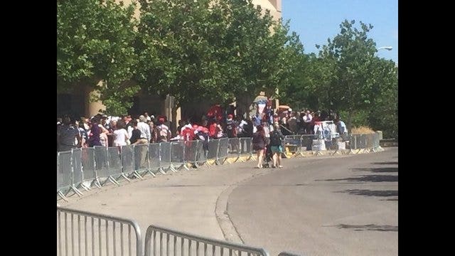 Protests turn violent outside Trump rally in New Mexico