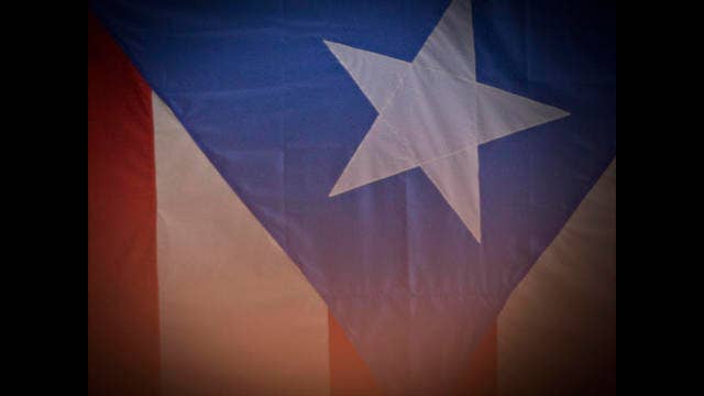 Congress clears Puerto Rico rescue bill, sends to president