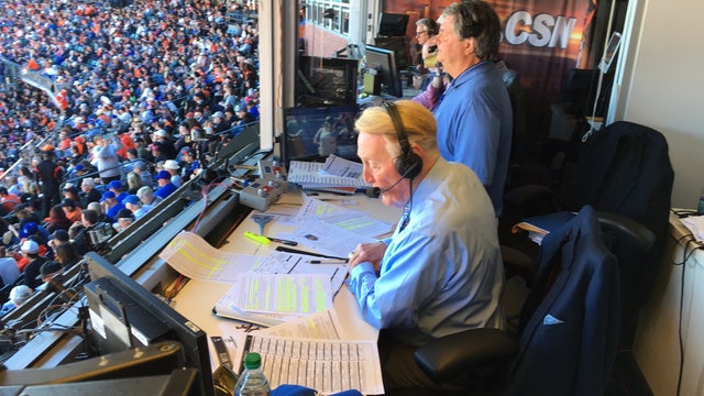 The Latest: Scully signs off for last time with Dodgers