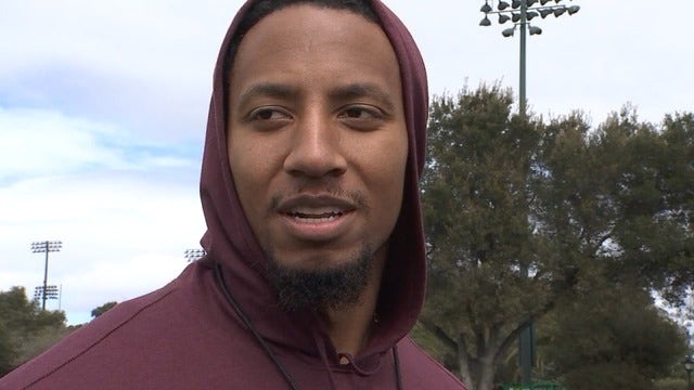 Eric Reid says he doesn't plan to protest during anthem
