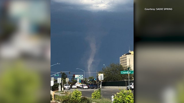 Tornado touches down in Bakersfield