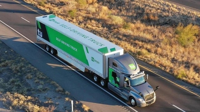 USPS tests mail shipments on self-driving trucks