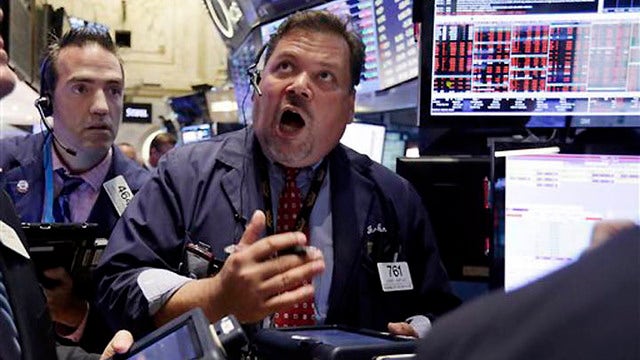 US stocks extend losses as early rally fades